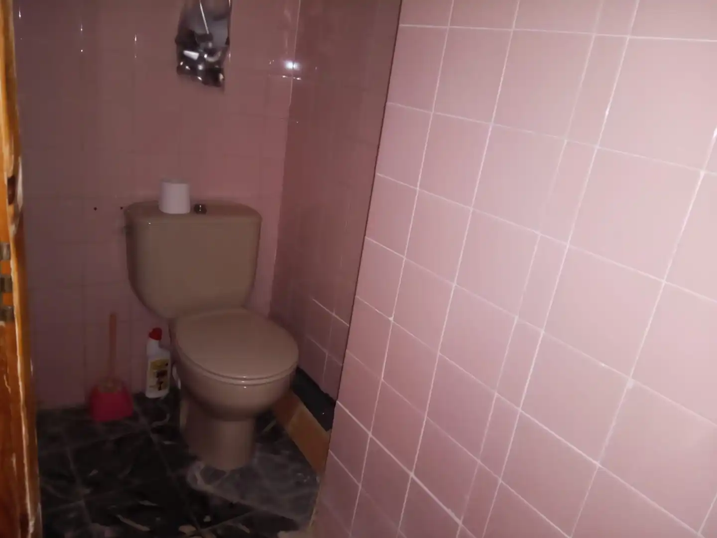 Badezimmer von Wohnung zum Verkauf in Tuéjar, Valencia