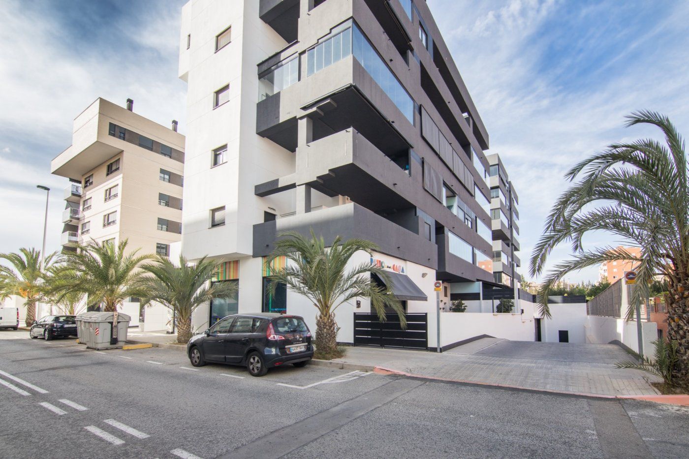 Vista exterior de Pis de lloguer en Elche / Elx amb Aire condicionat, Calefacció i Parquet