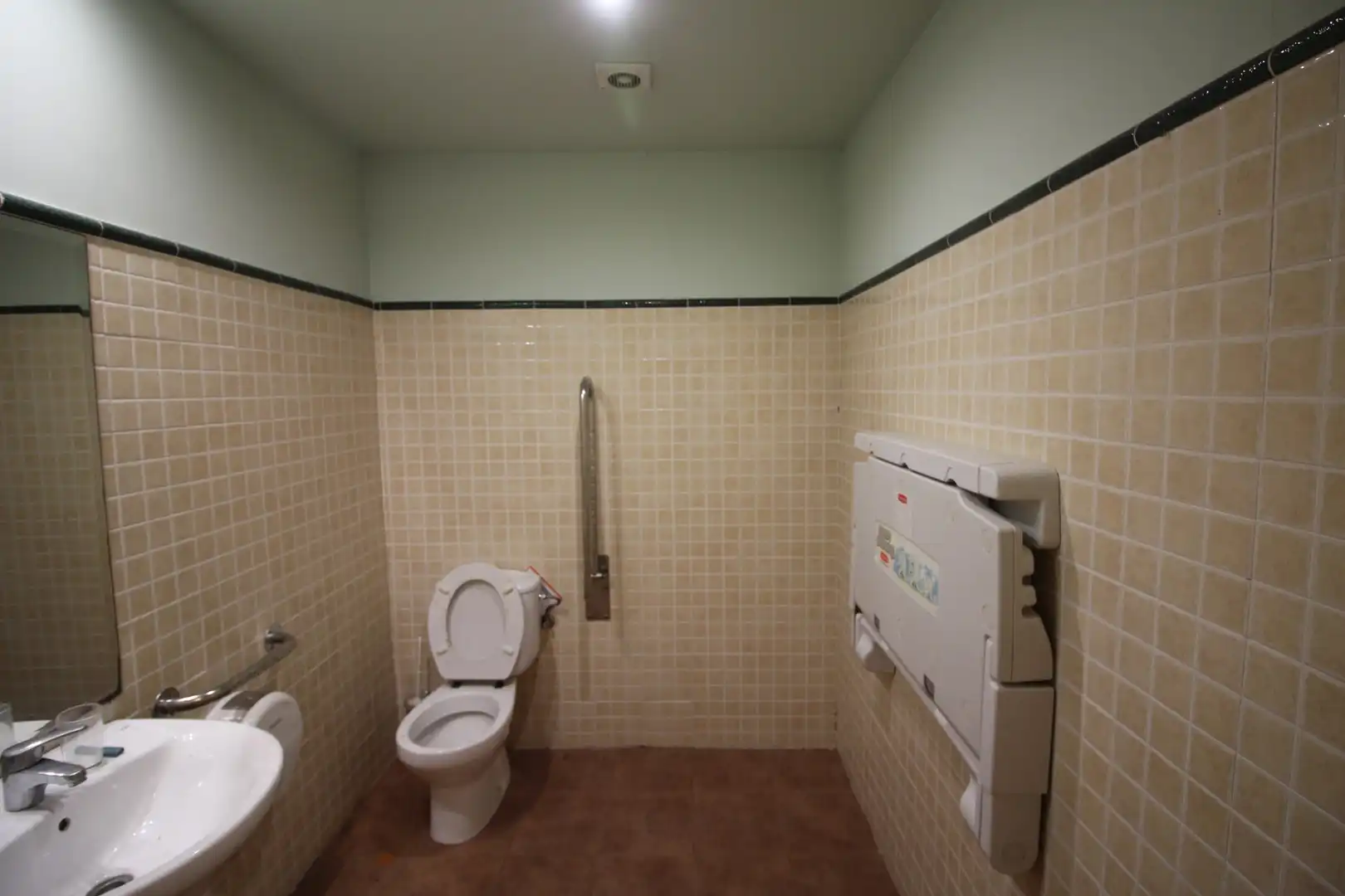 Badezimmer von Haus oder Chalet zum Verkauf in Maçanet de Cabrenys mit Terrasse und Schwimmbad