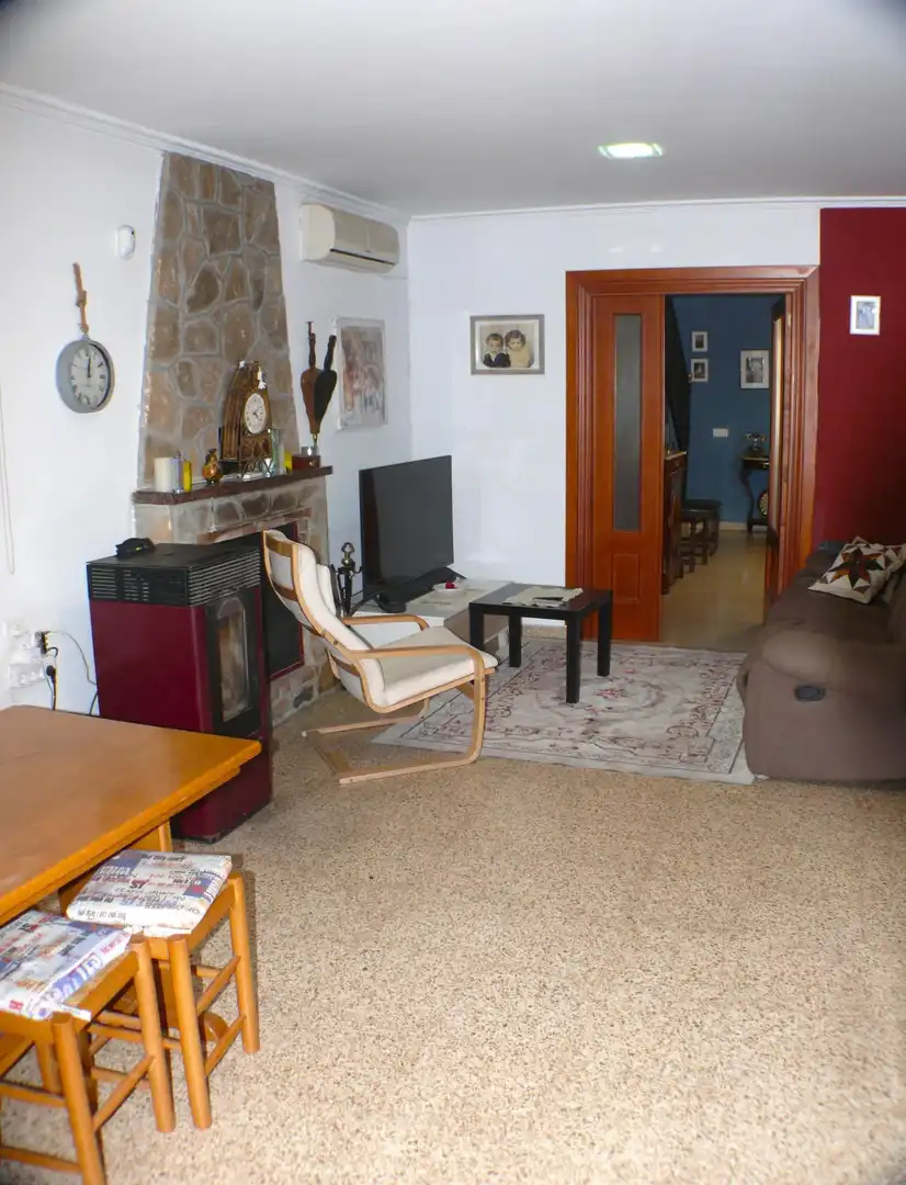 Sala d'estar de Casa o xalet en venda en Mogente / Moixent amb Aire condicionat, Calefacció i Jardí privat