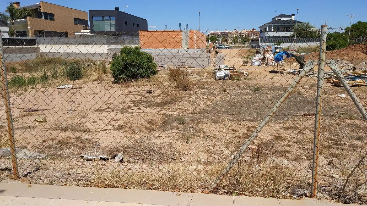 Terreny residencial en venda a Piscinas, imagen 4
