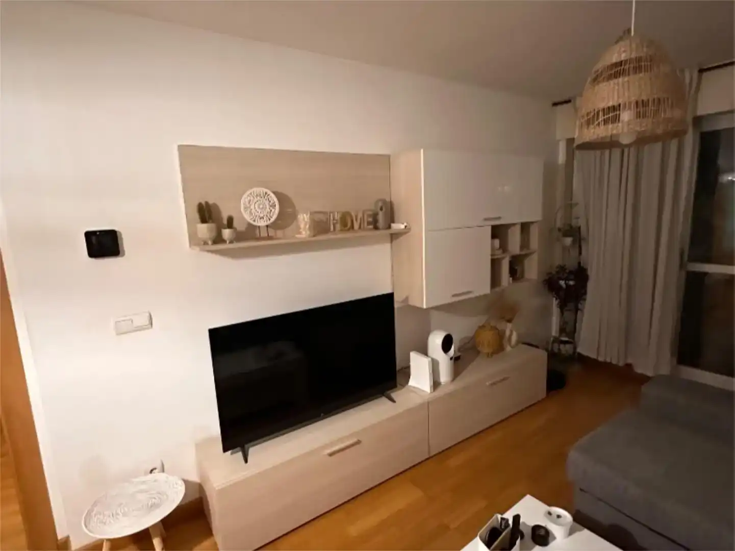 Sala de estar de Piso en venta en Iza / Itza con Parquet, Trastero y Amueblado
