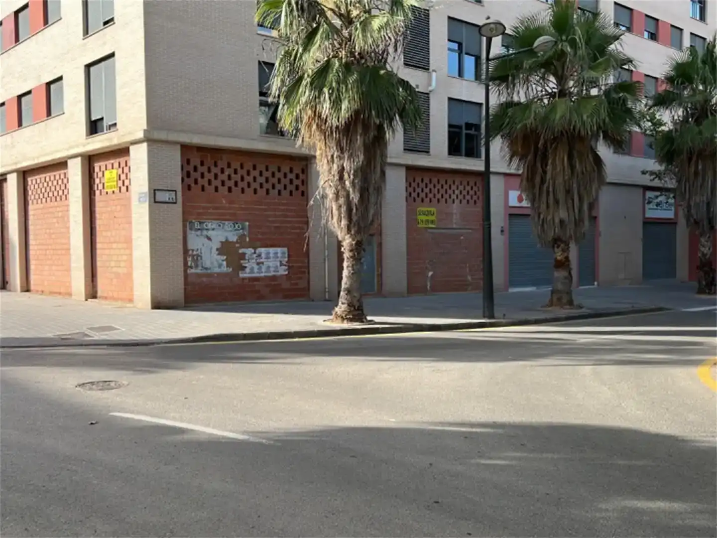Vista exterior de Local de alquiler en Valencia