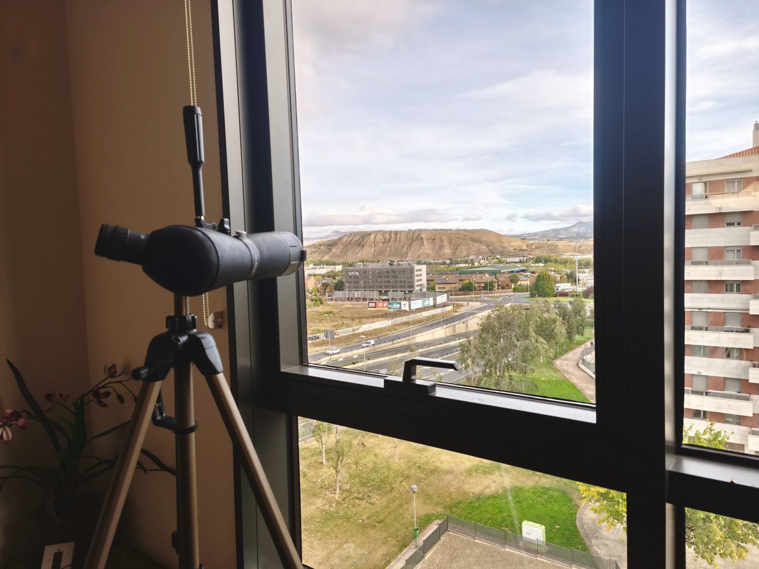 Vista exterior de Pis en venda en  Logroño amb Aire condicionat, Calefacció i Parquet