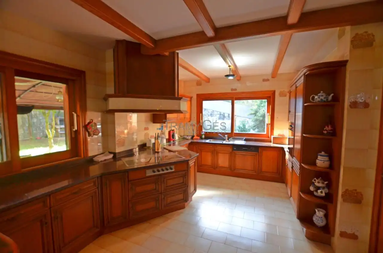 Detached house with pool for sale in BASTIDA, imagen 9