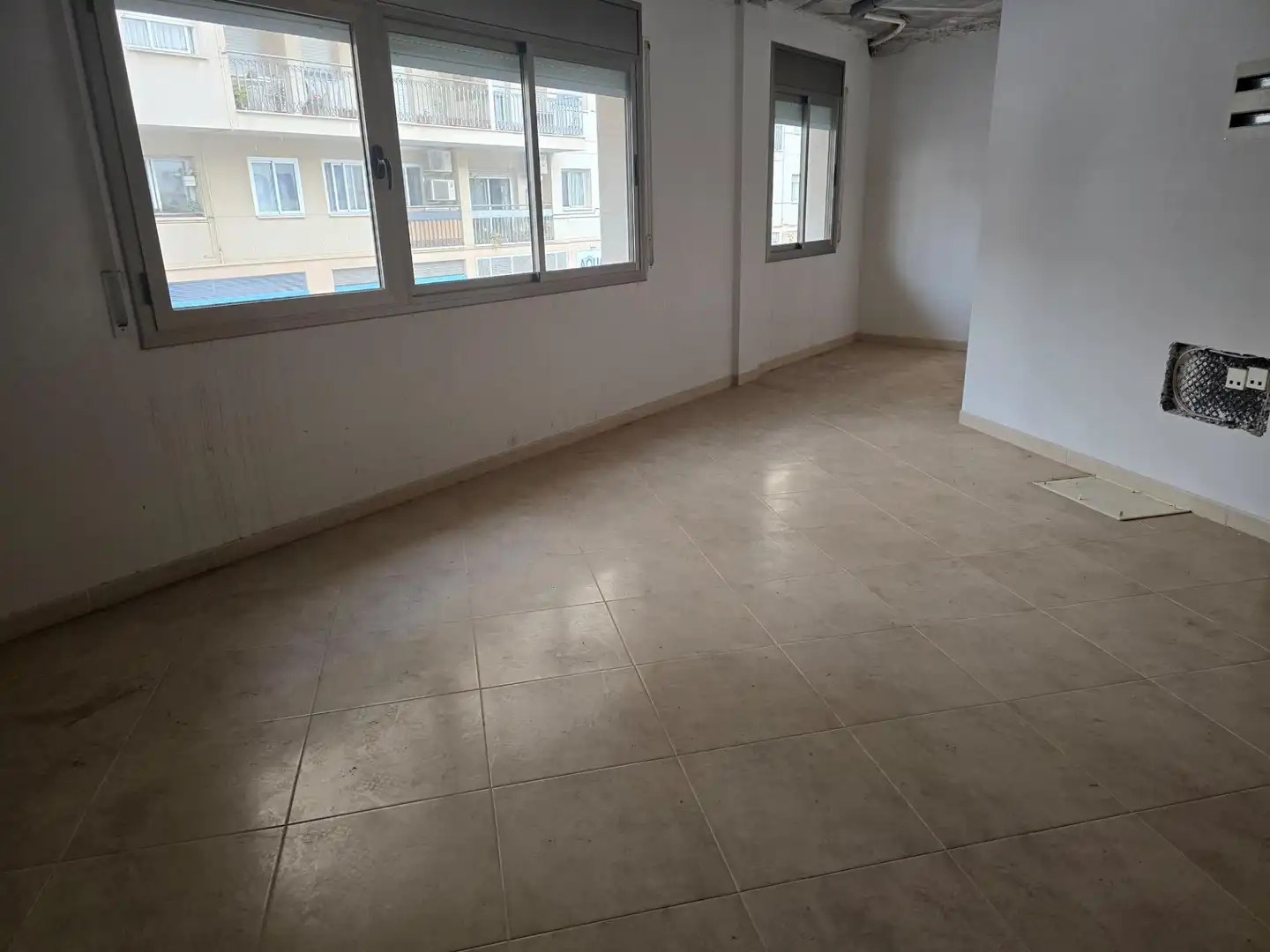 Business premises for sale in Nord, imagen 21