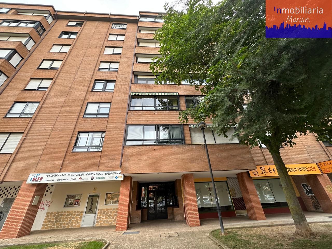 Exterior view of Flat for sale in Aranda de Duero  with Heating, Terrace and Furnished