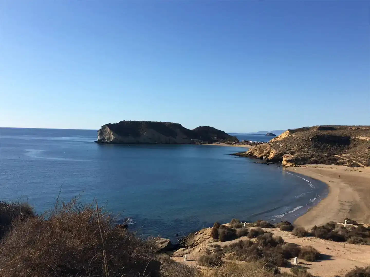 Vista exterior de Planta baixa de lloguer en Águilas amb Aire condicionat, Jardí privat i Piscina