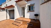 Vista exterior de Casa o xalet en venda en L'Escala amb Calefacció, Terrassa i Forn
