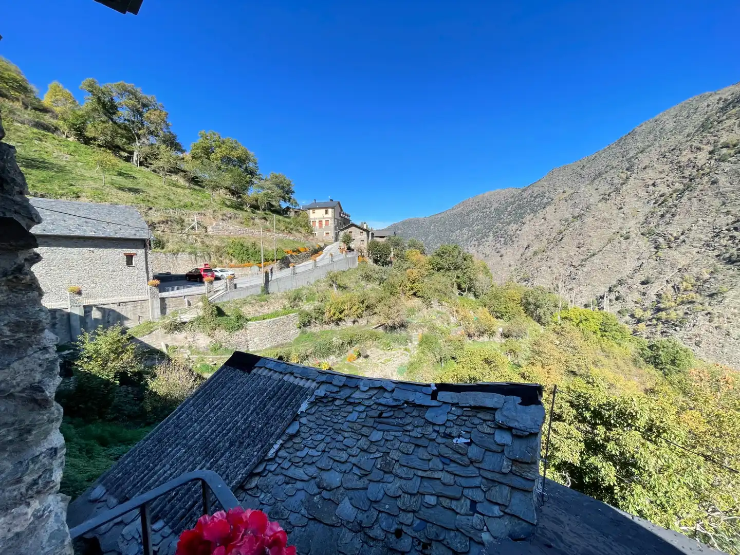 Vista exterior de Casa o chalet en venta en Llavorsí con Calefacción, Jardín privado y Parquet
