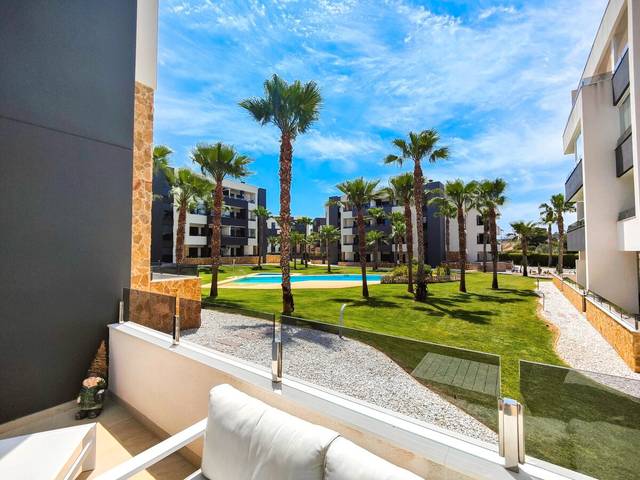 Apartamento en Venta en Calle Lagos de Covadonga en La Florida