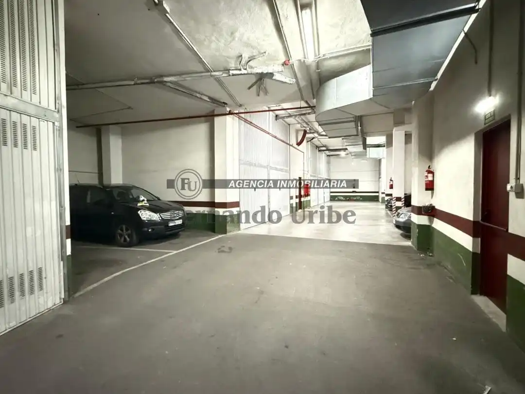 Garaje en venta en Zubiaurrea Kalea, Durango
