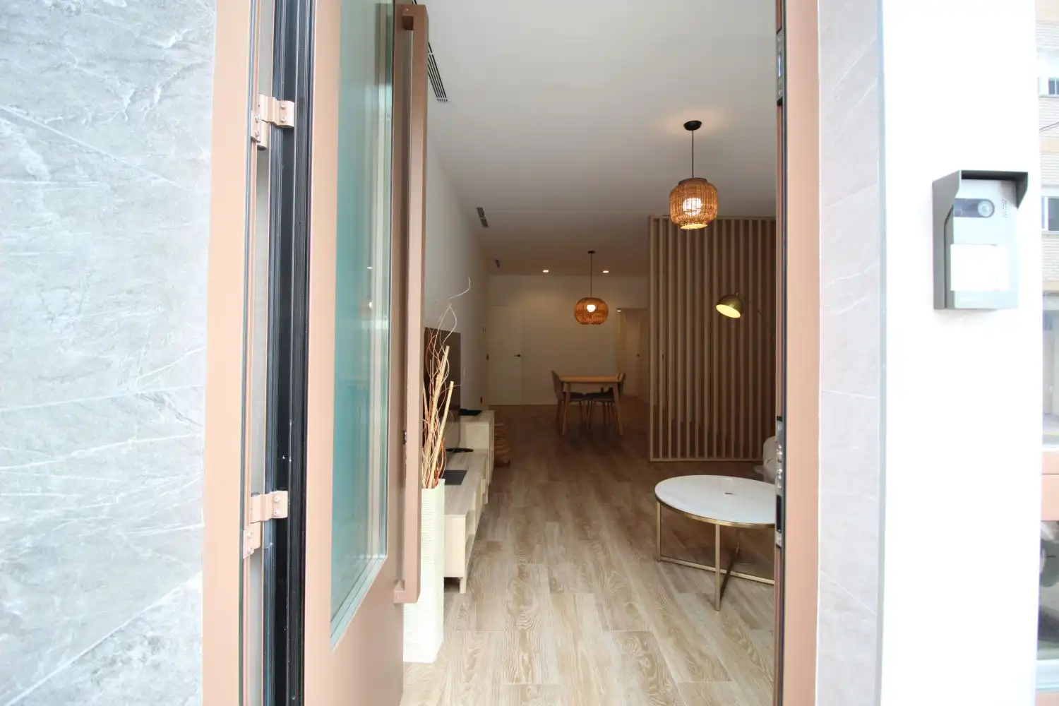 Flat for sale in Faura  with Air Conditioner, Terrace and Storage room