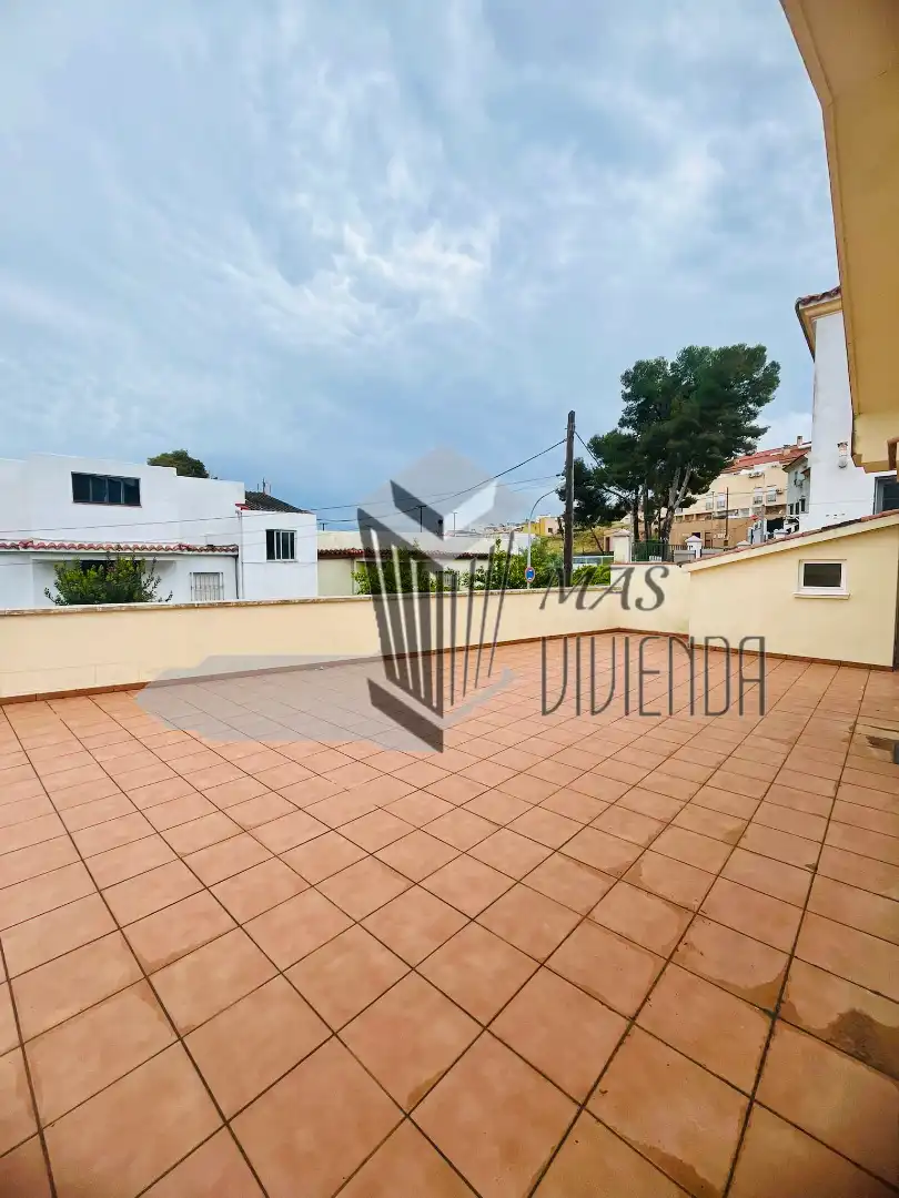 Terrace of Houses for sale in Algeciras  with Furnished