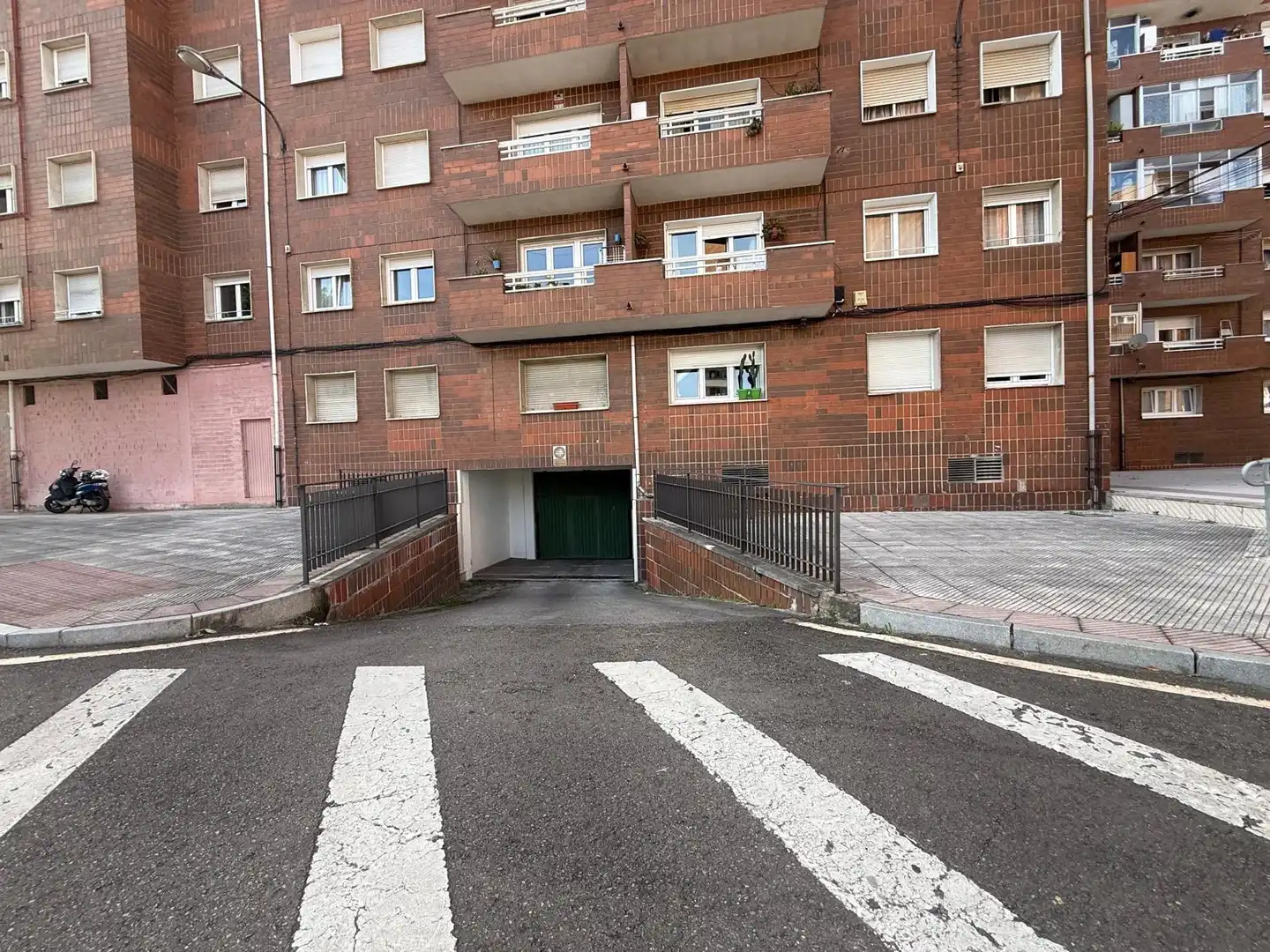 Aparcament de Pis en venda en Corredoría - La Carisa - Prado de La Vega