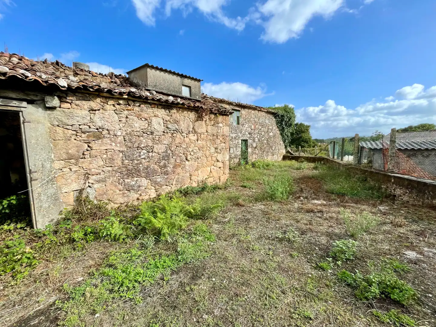 Country homes for sale in Teo