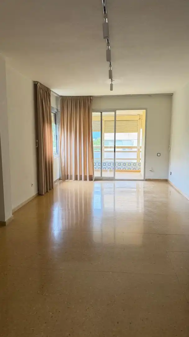 Wohnzimmer von Wohnung zur Miete in Xàtiva mit Klimaanlage, Terrasse und Ofen