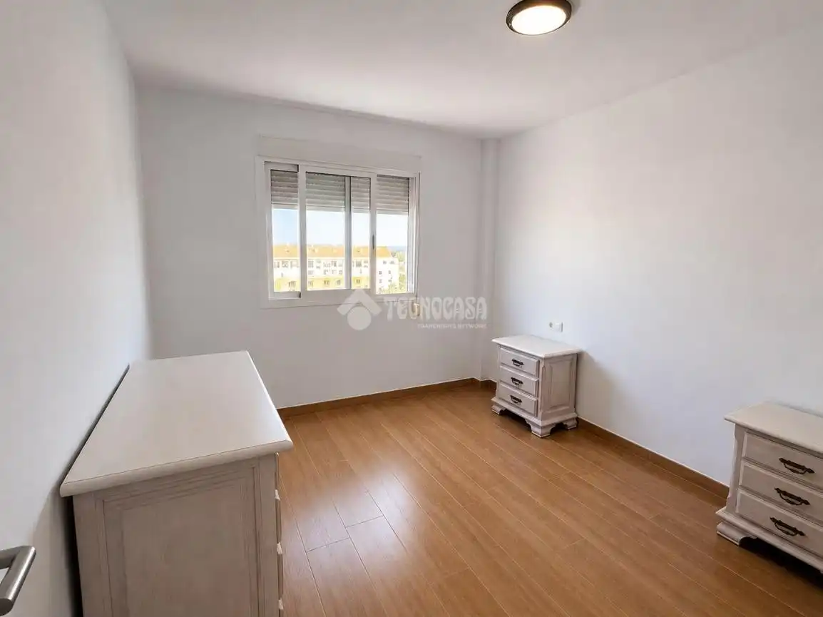 Bedroom of Flat for sale in Marbella