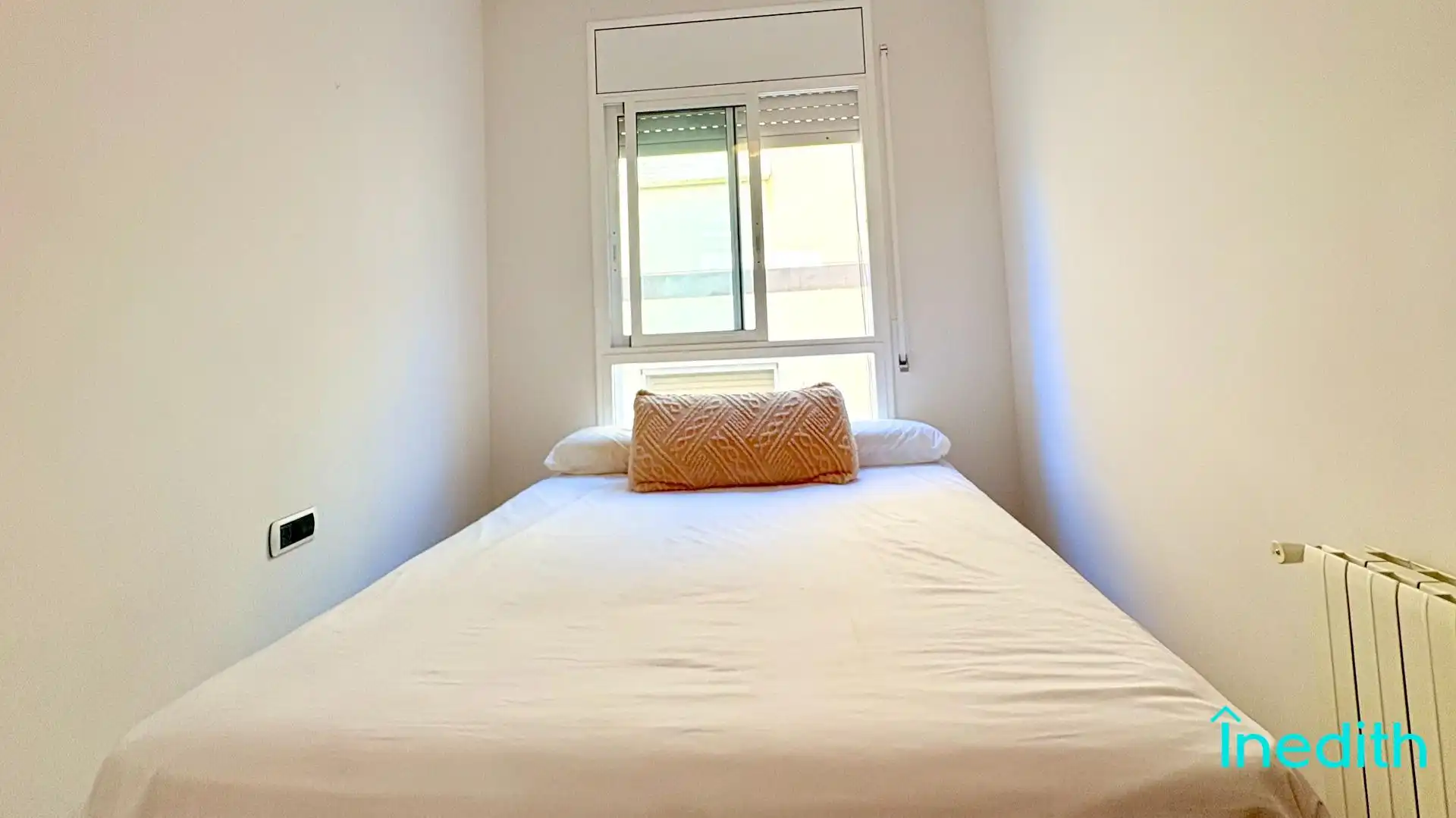 Flat for sale in Cubelles, Barcelona