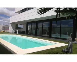 Swimming pool of Single-family semi-detached for sale in Roales  with Heating, Private garden and Terrace