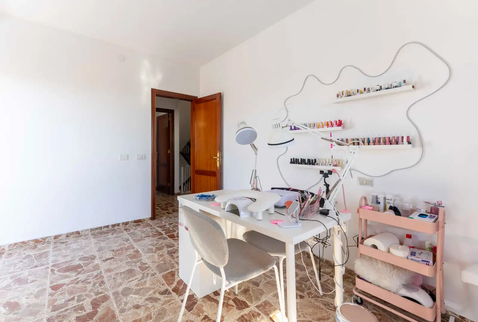 Sala d'estar de Casa o xalet en venda en San Cristóbal de la Laguna amb Jardí privat, Terrassa i Moblat
