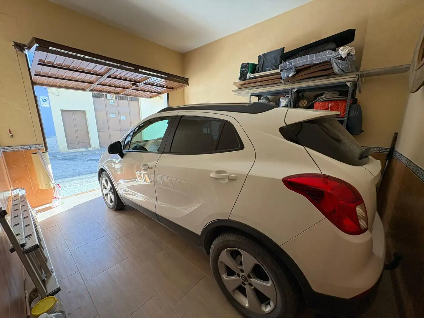 Parking of Houses for sale in Morón de la Frontera