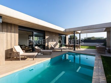 Casa con balcone in affitto a Torre en Conill - Cumbres de San Antonio