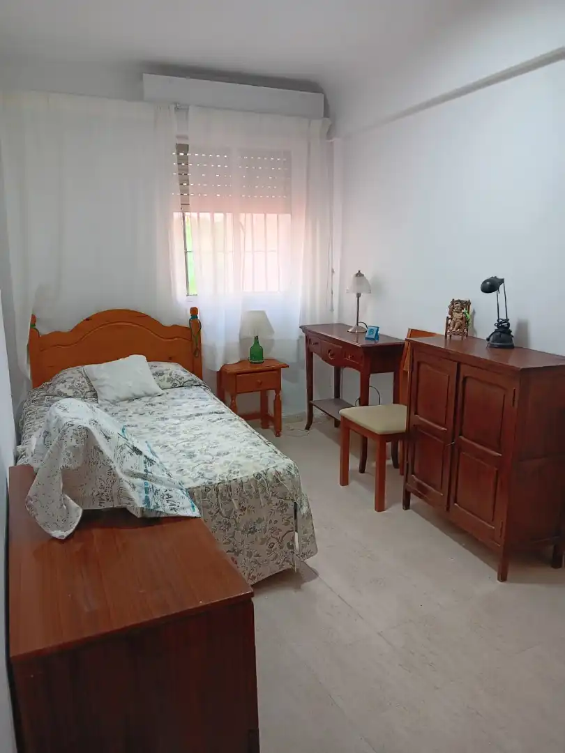 Bedroom of Flat for rent in Sevilla  with Furnished