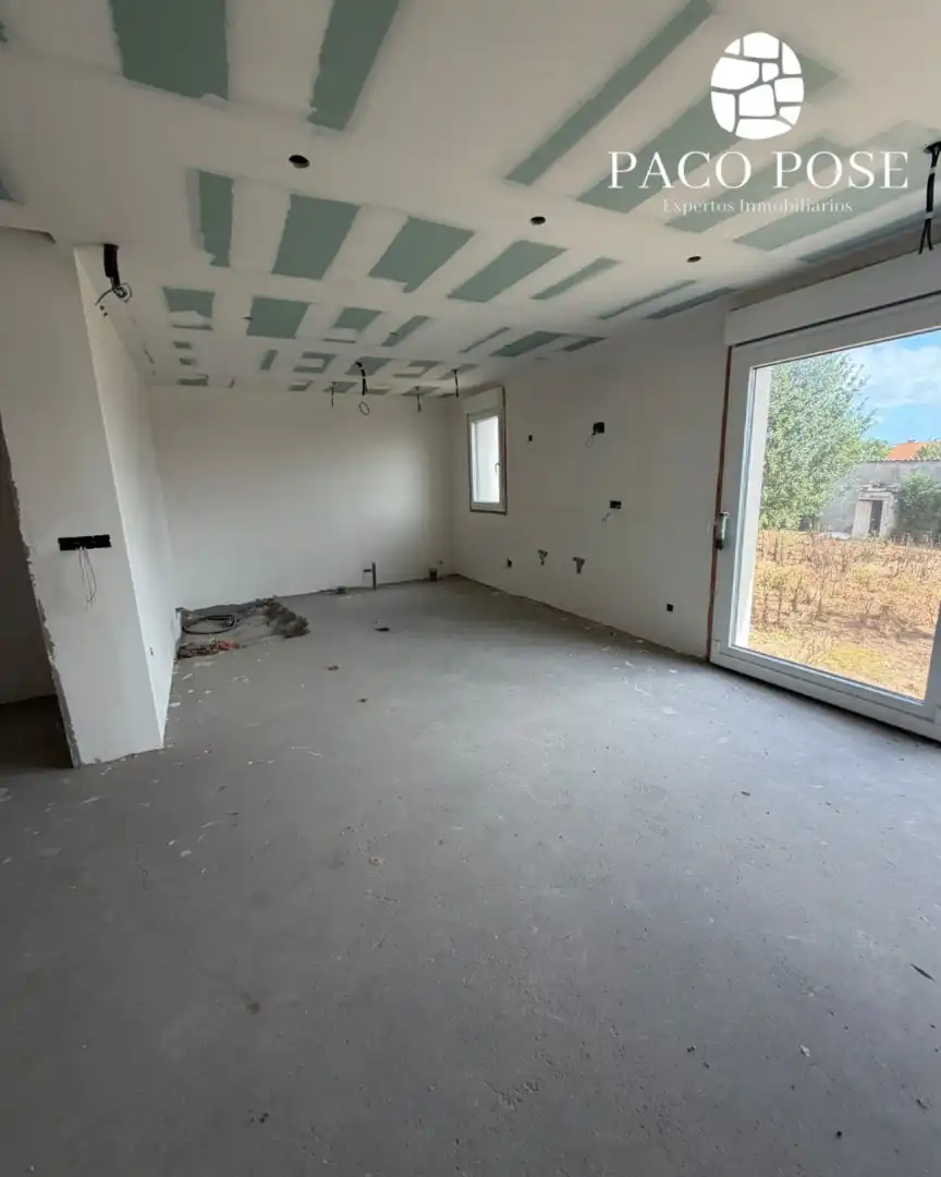 Casa o xalet en venda en Carballo amb Jardí privat