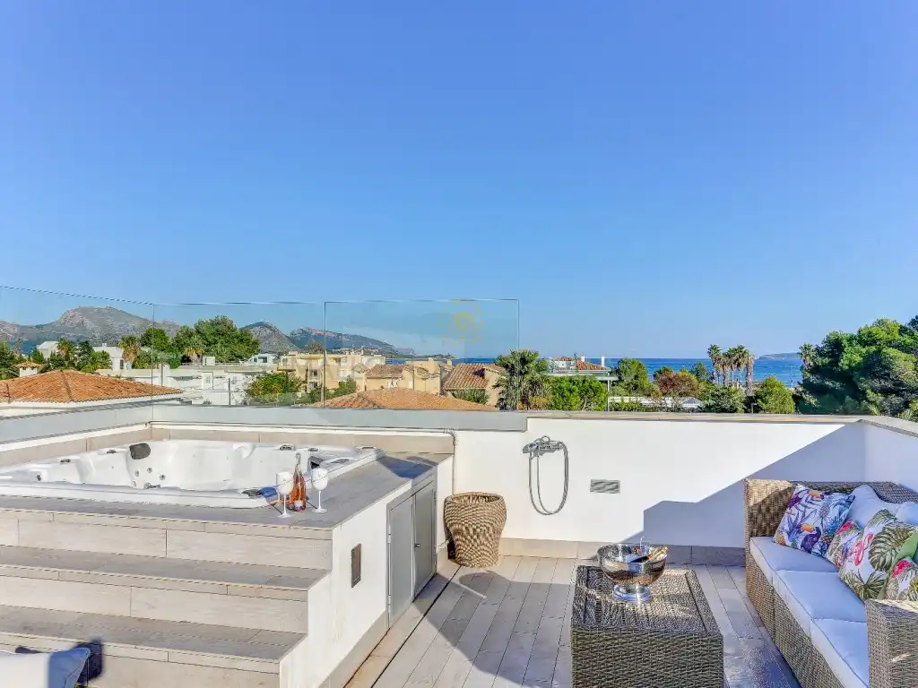 Houses for sale in Calle Camamil.La, Port de Pollença