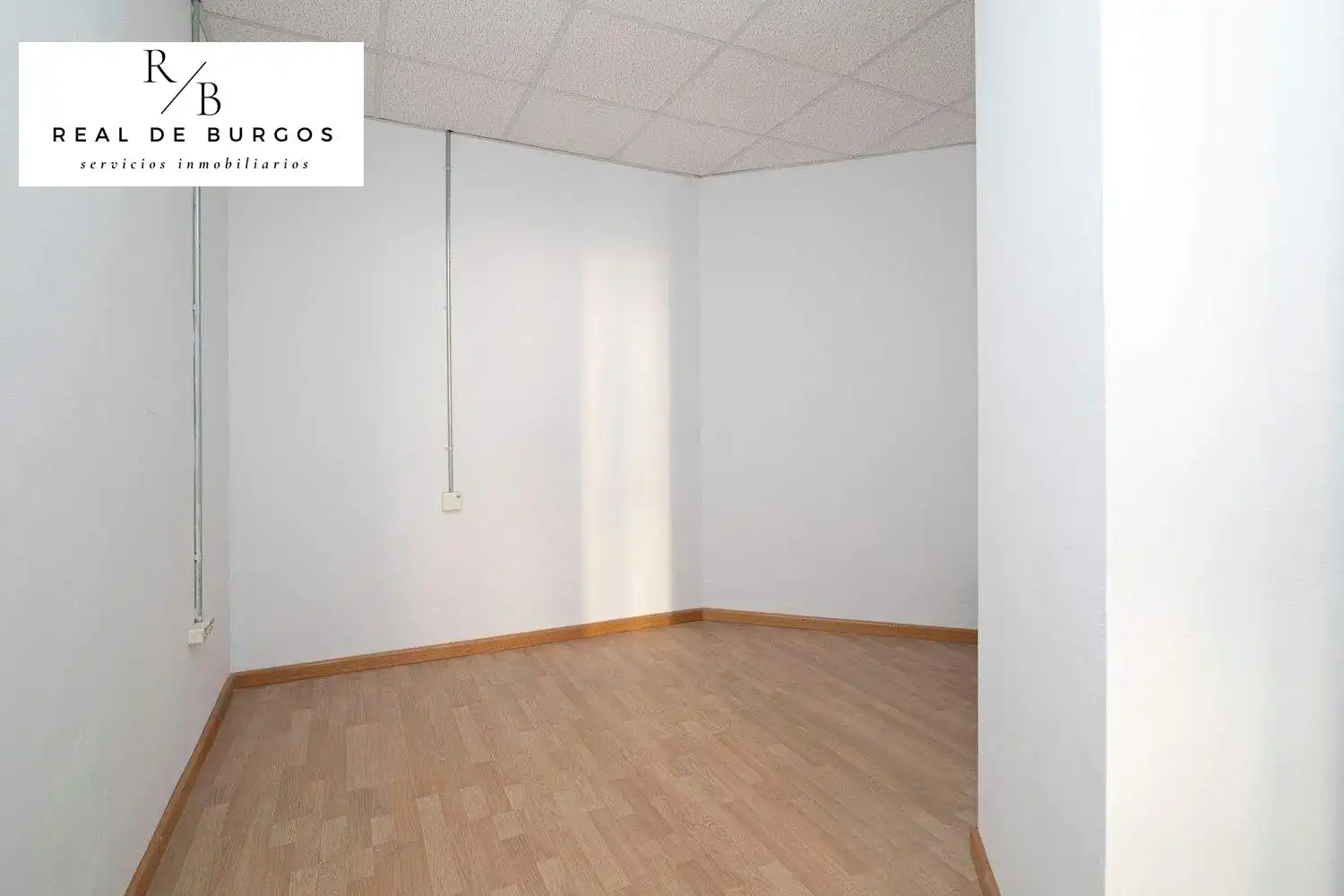 Office for rent in Valladolid  with Air Conditioner and Heating