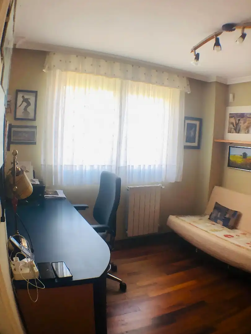 Habitación de Casa o chalet en venta en Camargo con Calefacción, Jardín privado y Terraza