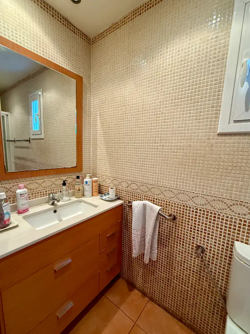 Baño de Ático en venta en Barcelona con Terraza y Balcón