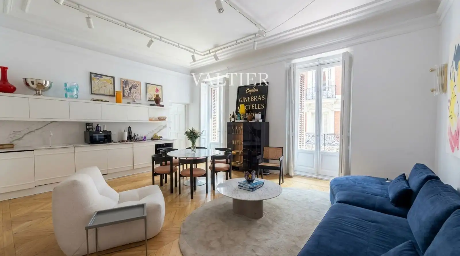 Living room of Flat for rent in Madrid  with Air Conditioner, Heating and Terrace