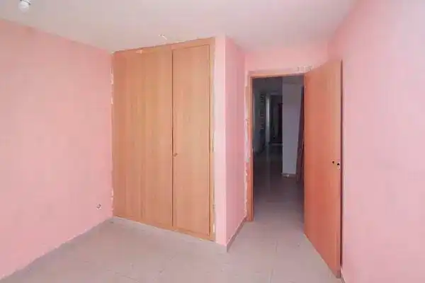 Dormitori de Apartament en venda en Llíria amb Terrassa i Traster