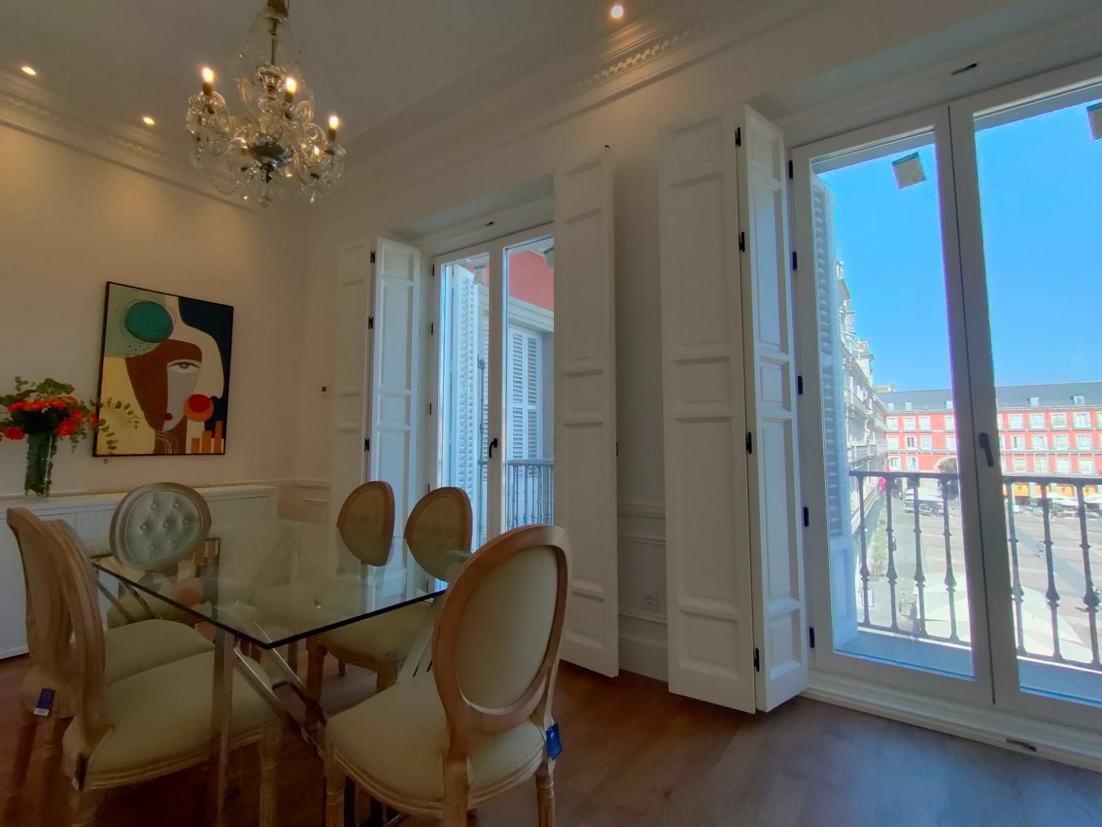 Dining room of Flat to rent in  Madrid Capital  with Air Conditioner, Heating and Parquet flooring