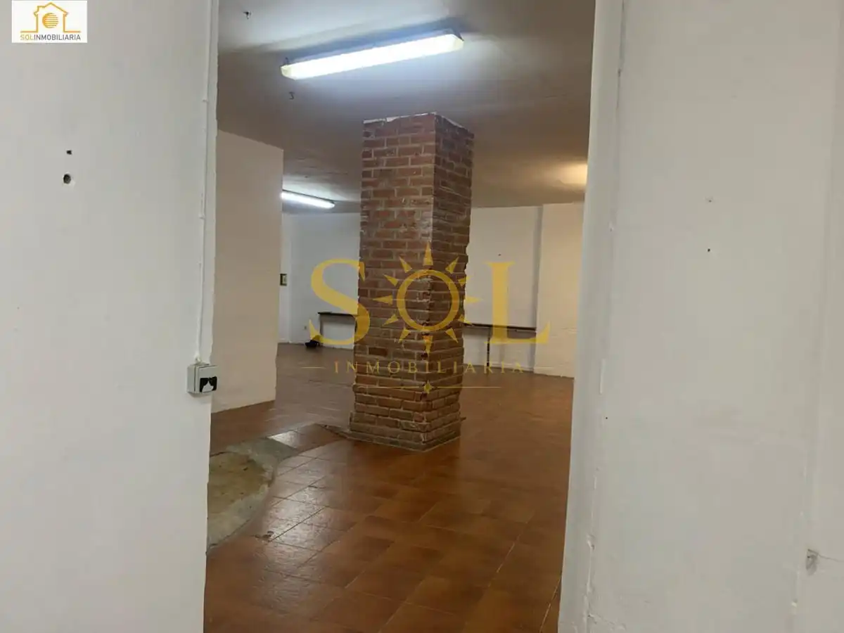 Local comercial en venda a Calle Serranos 1, imagen 8