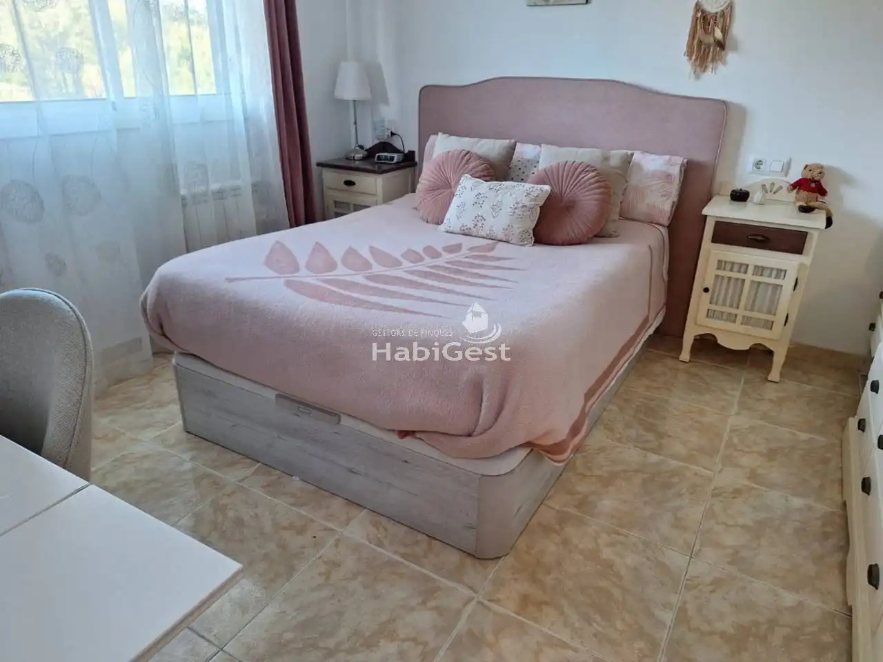 Dormitori de Casa o xalet en venda en Vilobí d'Onyar amb Aire condicionat, Calefacció i Jardí privat