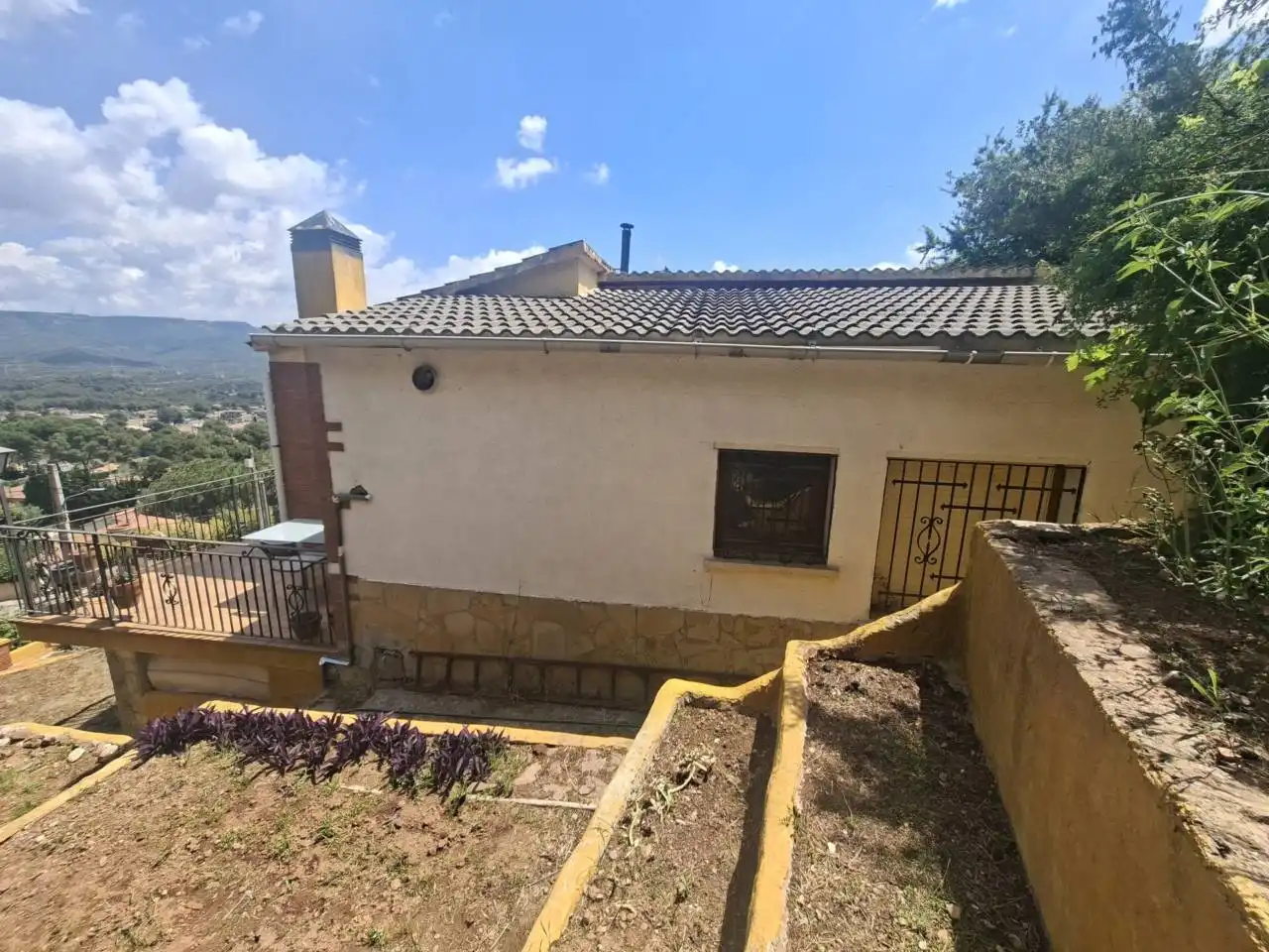 Vista exterior de Piso en venta en Sant Llorenç Savall con Jardín privado, Terraza y Trastero