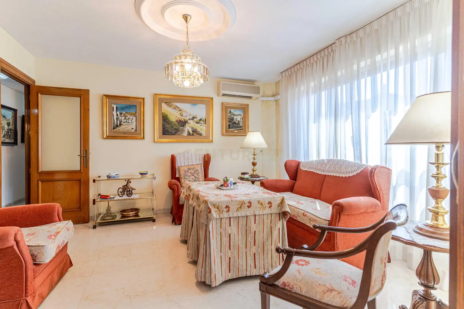 Sala de estar de Piso en venta en Granada con Trastero y Balcón