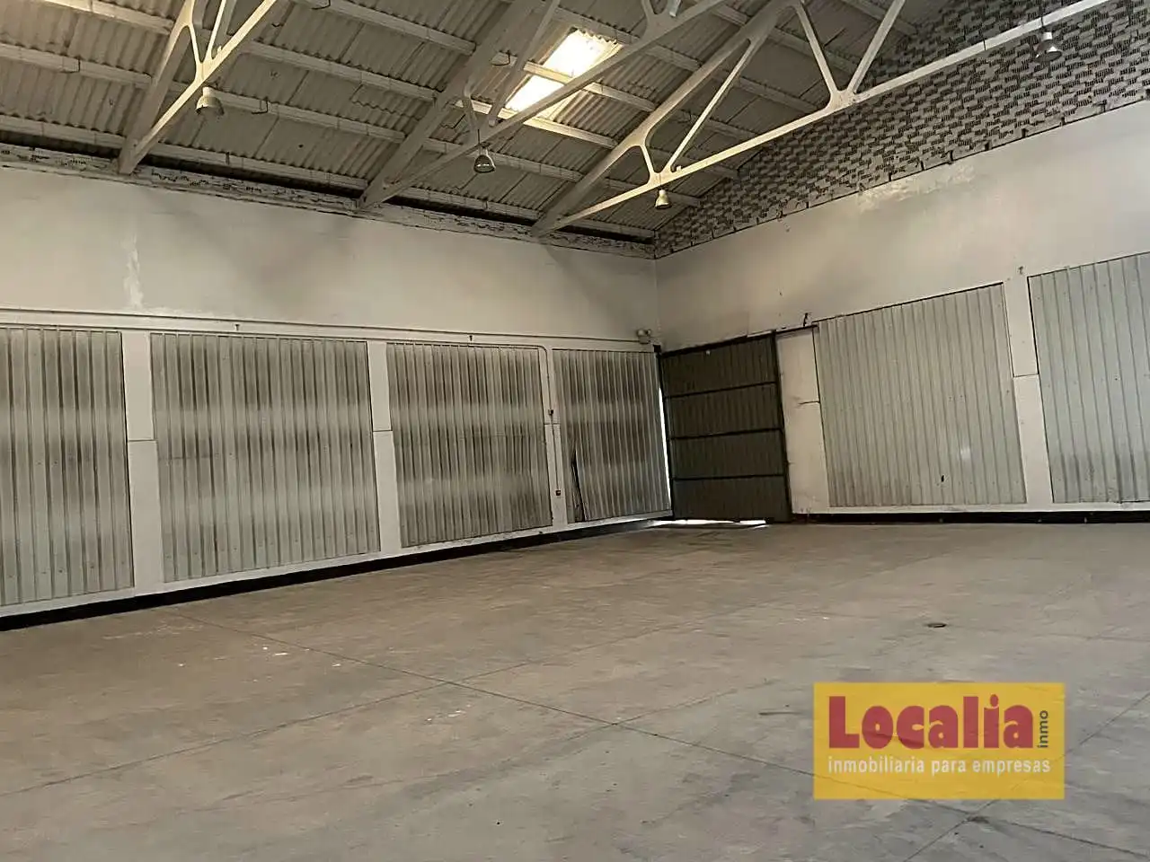 Nave industrial de alquiler en Entrambasaguas