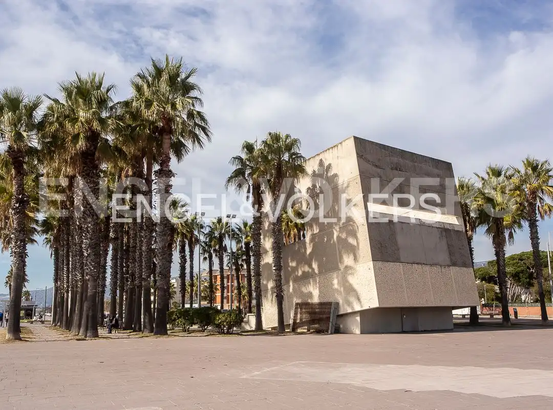Exterior view of Flat for sale in Castelldefels  with Air Conditioner, Heating and Parquet flooring