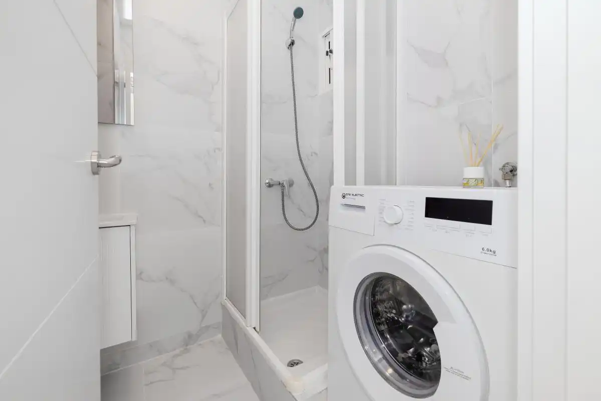 Baño de Estudio en venta en Benalmádena con Calefacción, Jardín privado y Piscina