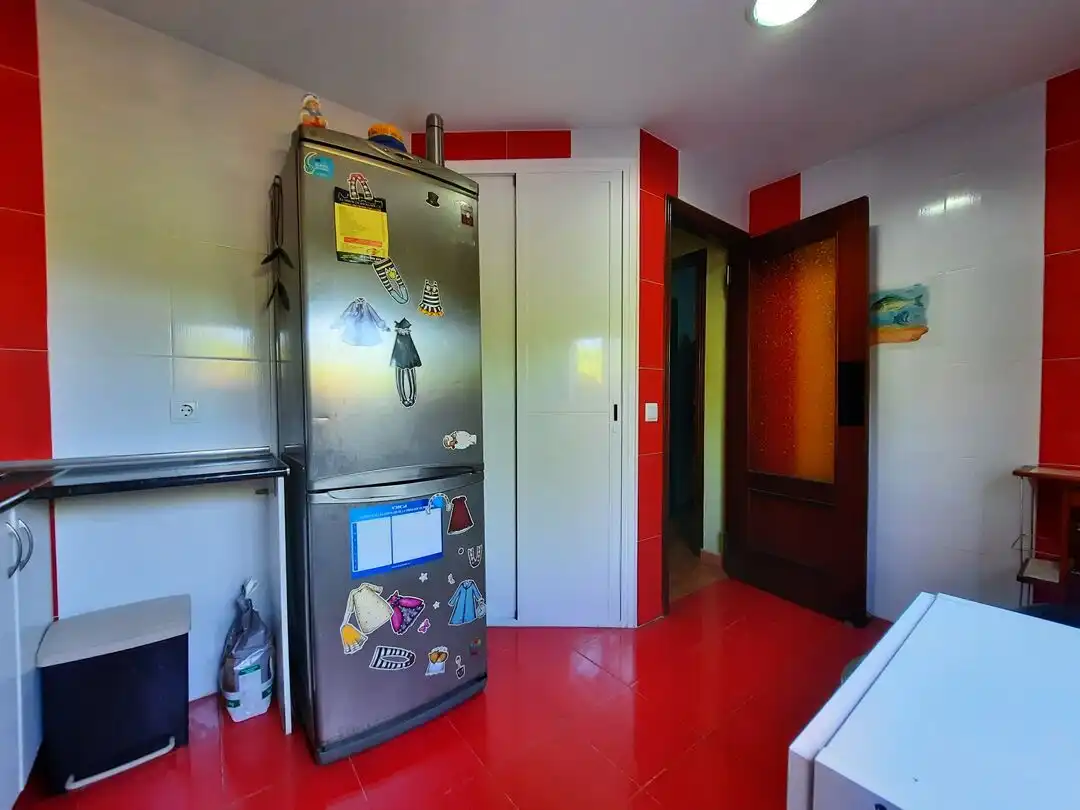 Cocina de Casa o chalet en venta en Escalona con Calefacción, Jardín privado y Trastero