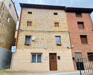 Außenansicht von Country house zum verkauf in Treviana mit Heizung