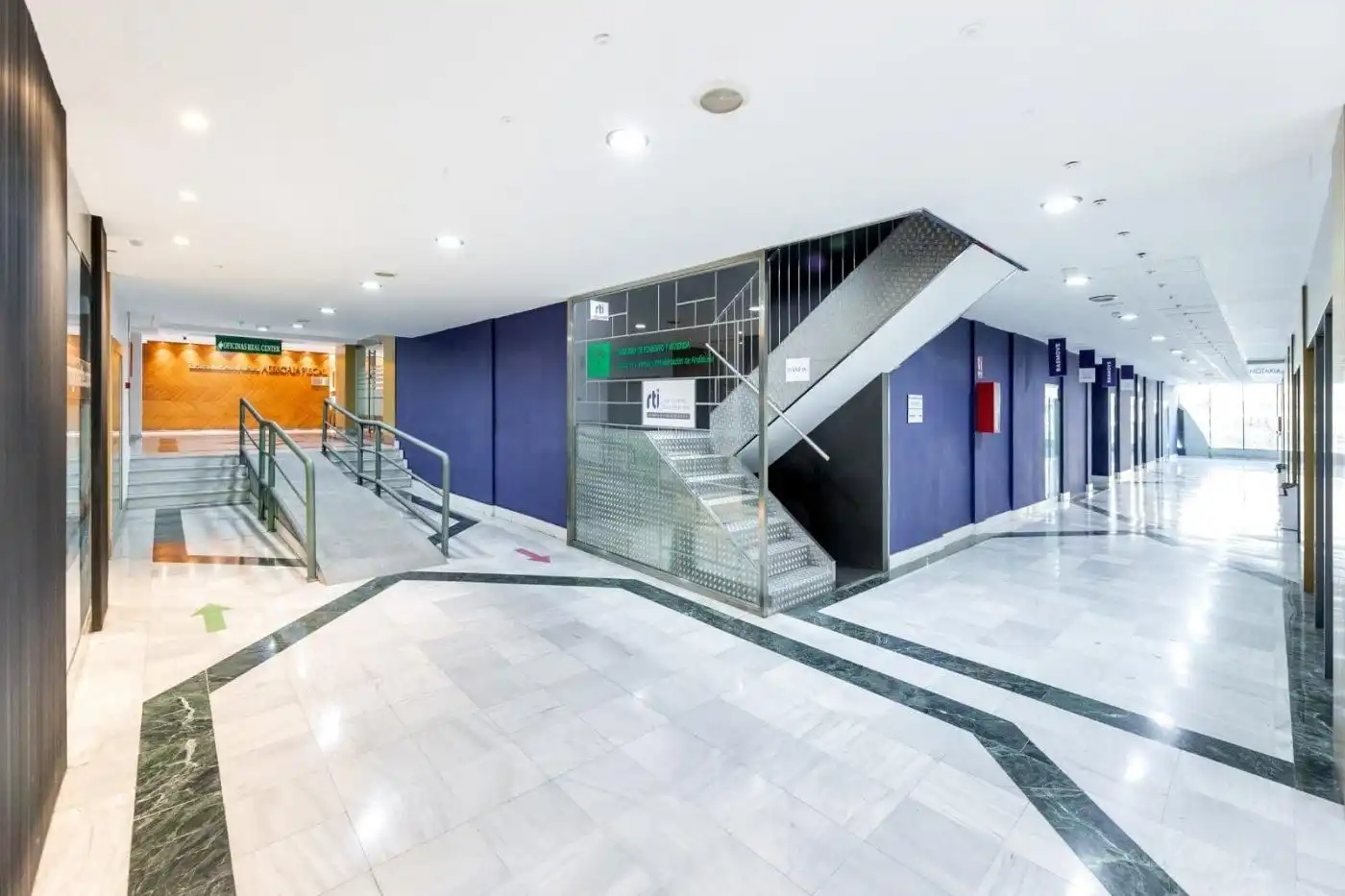 Office for sale in Granada
