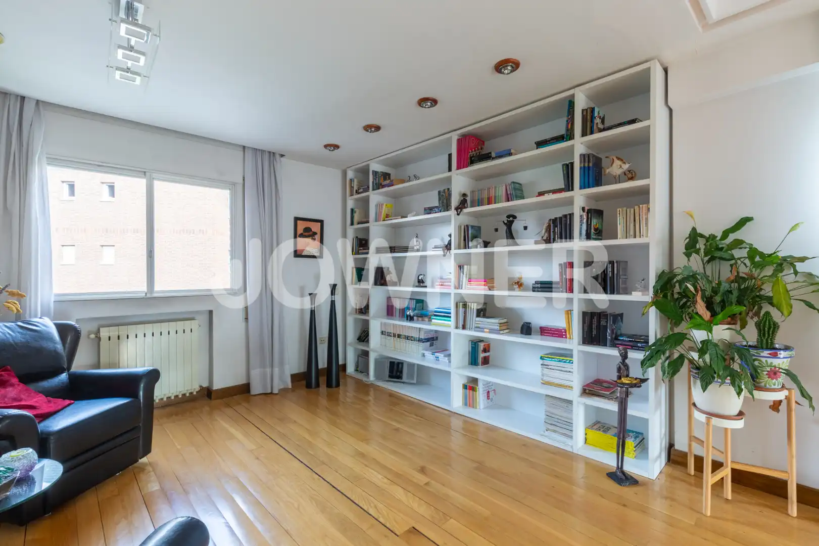Sala de estar de Piso en venta en Pozuelo de Alarcón con Aire acondicionado, Calefacción y Terraza