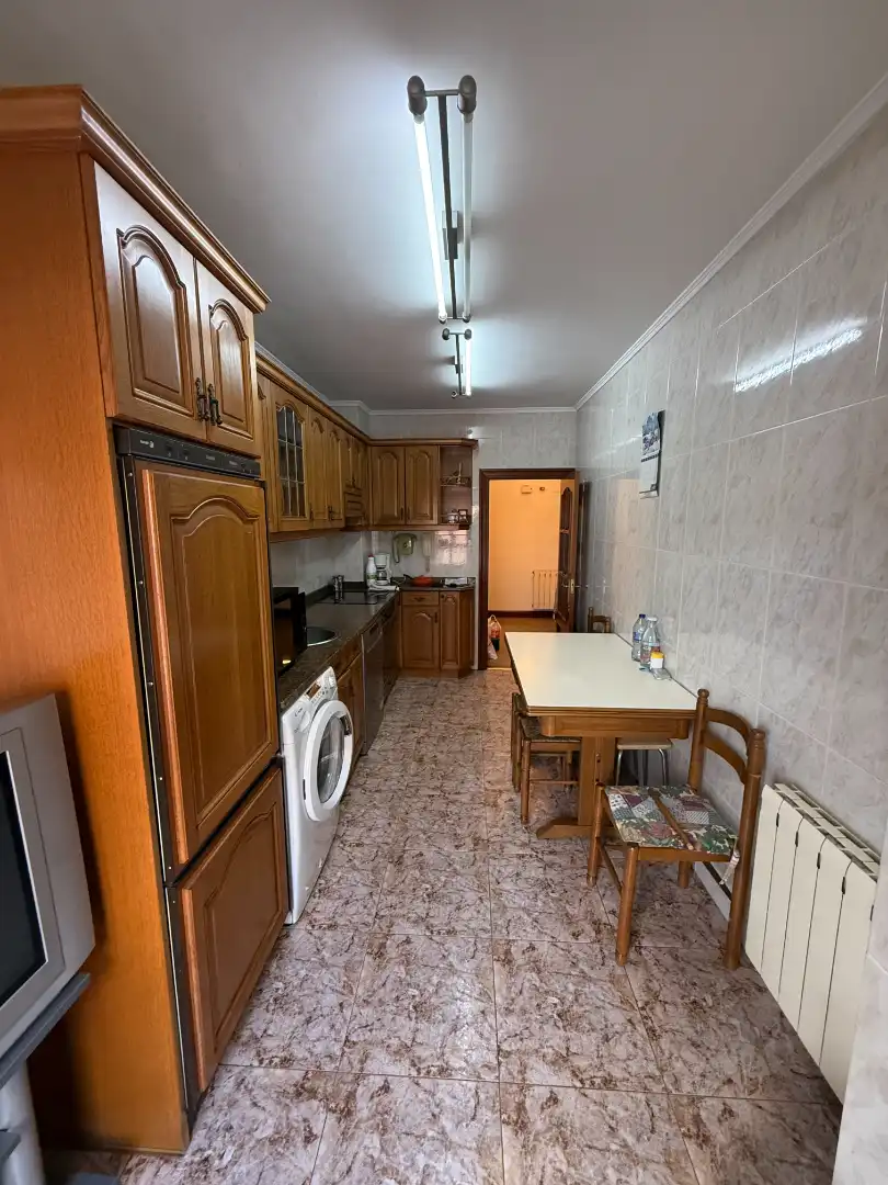 Cocina de Piso en venta en Barakaldo  con Calefacción, Trastero y Amueblado