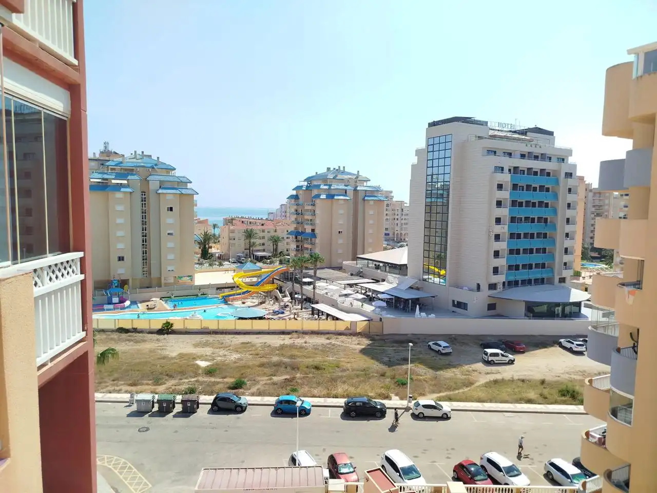 Piscina de Apartamento en venta en La Manga del Mar Menor con Aire acondicionado, Calefacción y Terraza