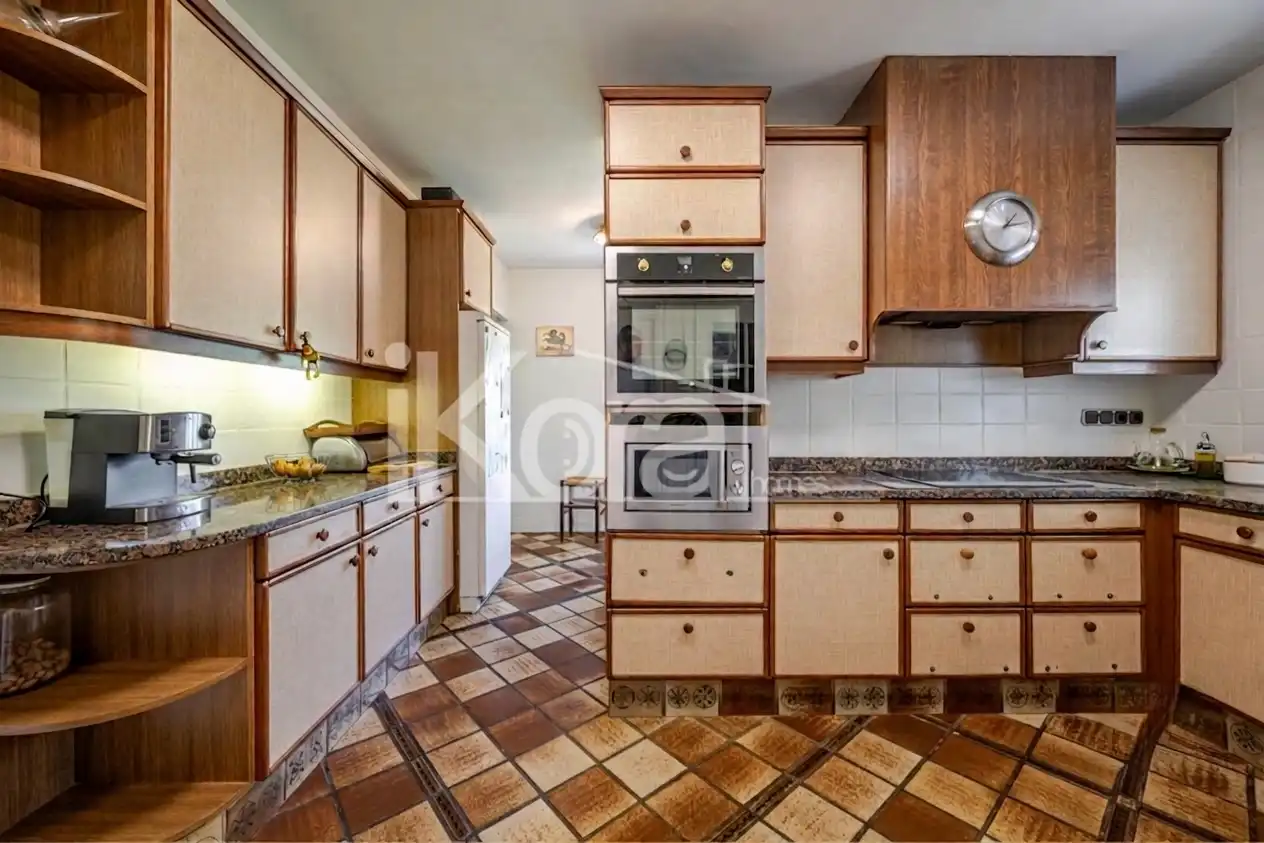 Cocina de Casa o chalet en venta en Usurbil con Jardín privado, Parquet y Terraza